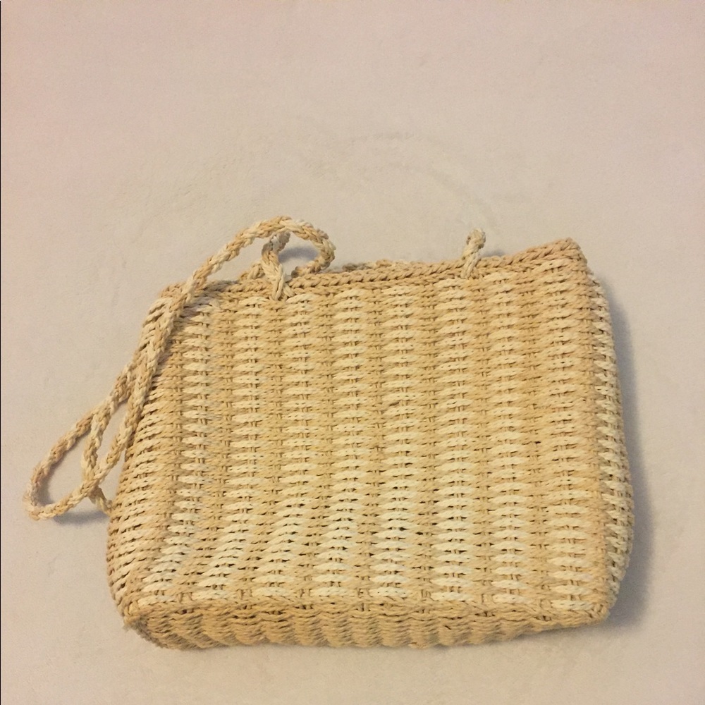 Straw Purse NWOT